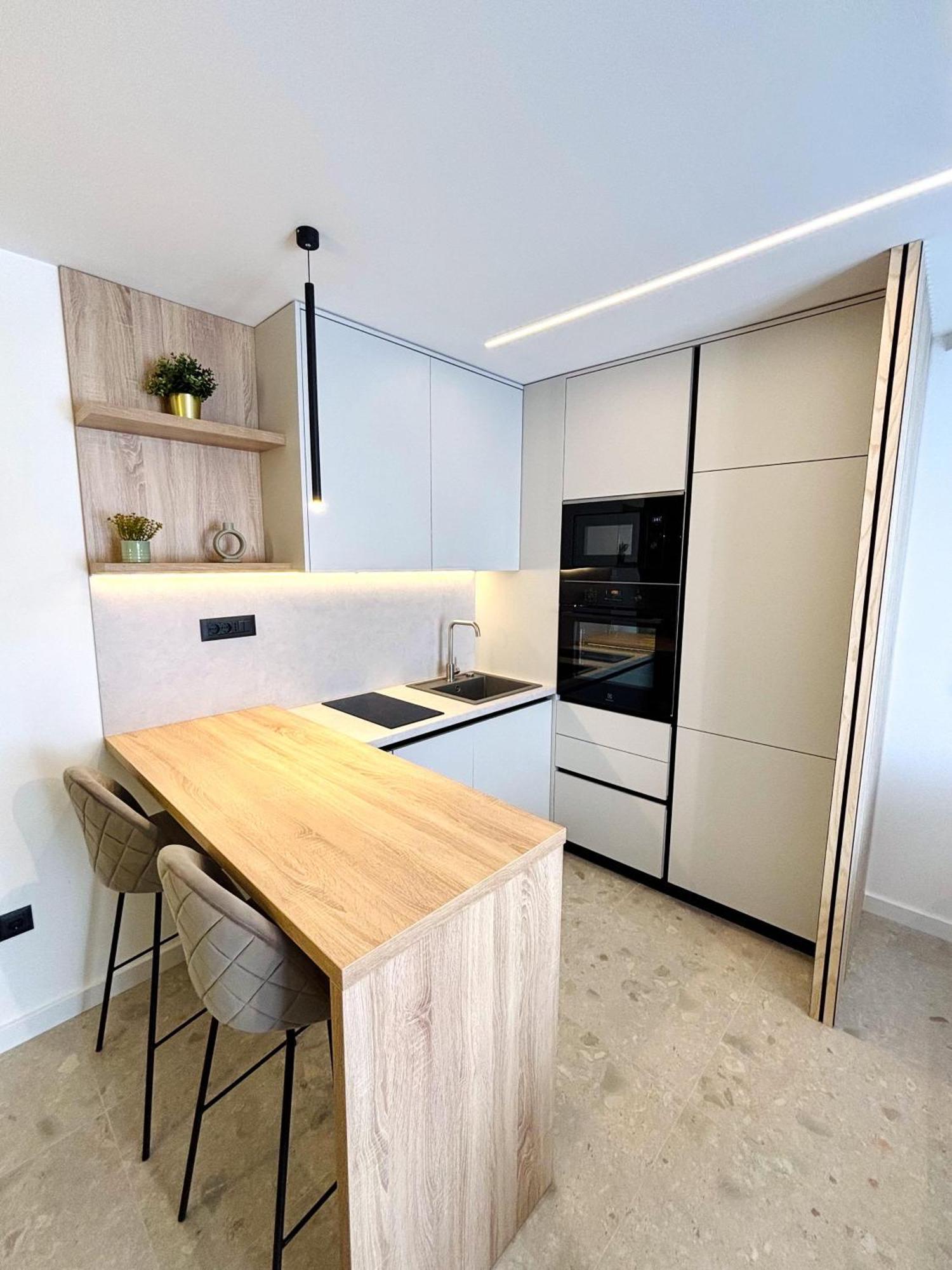 Marthinis Luxury Suites Split Bagian luar foto