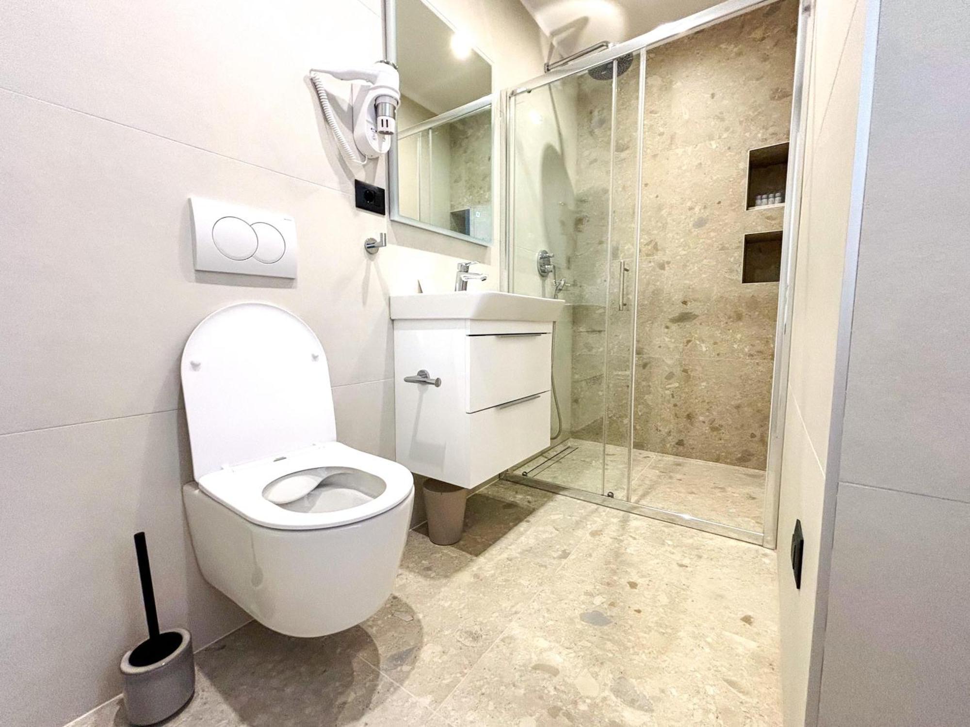 Marthinis Luxury Suites Split Bagian luar foto
